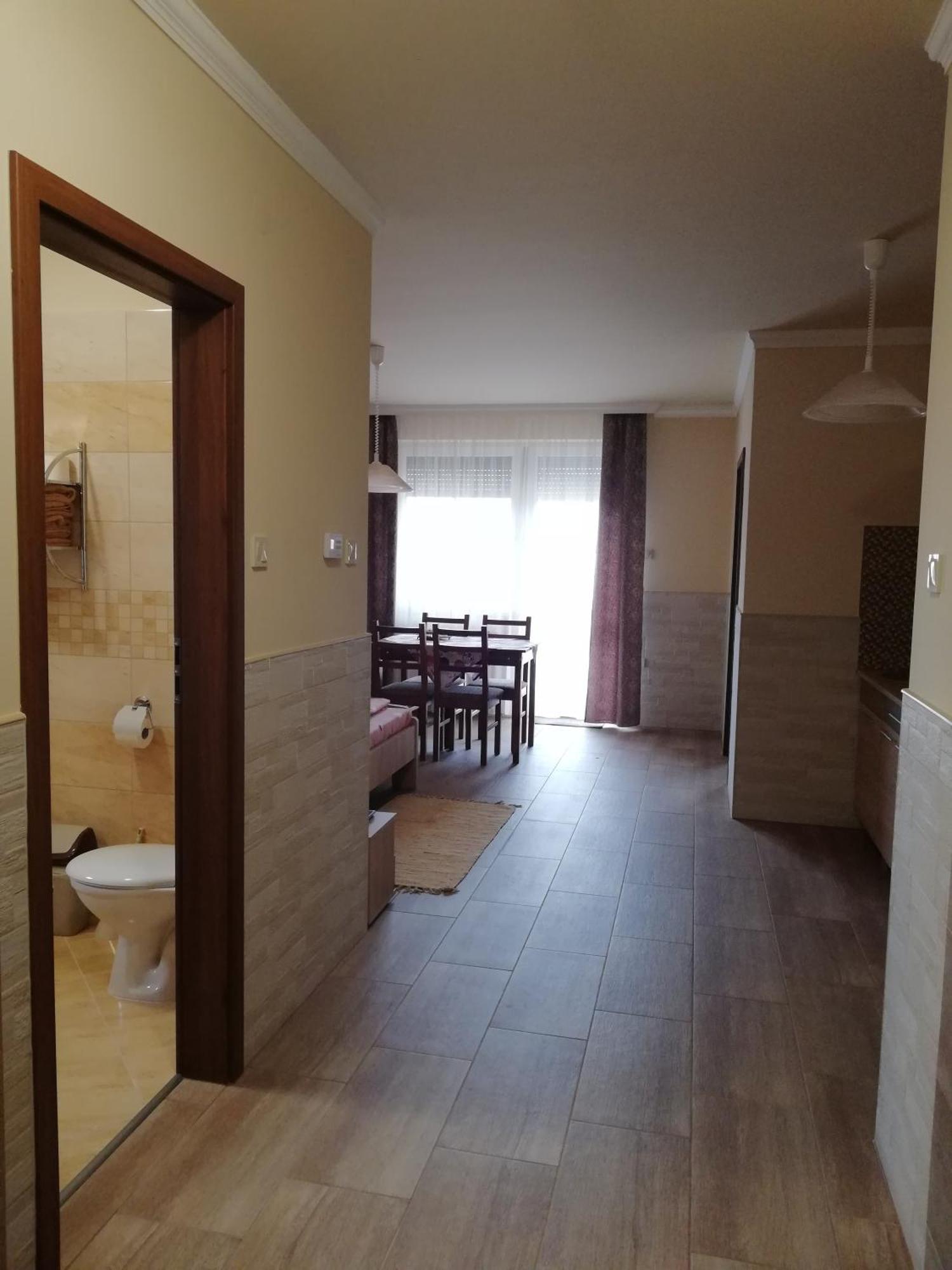 Imola Es Andrea Apartmanhaz 3 Hajdúszoboszló Εξωτερικό φωτογραφία