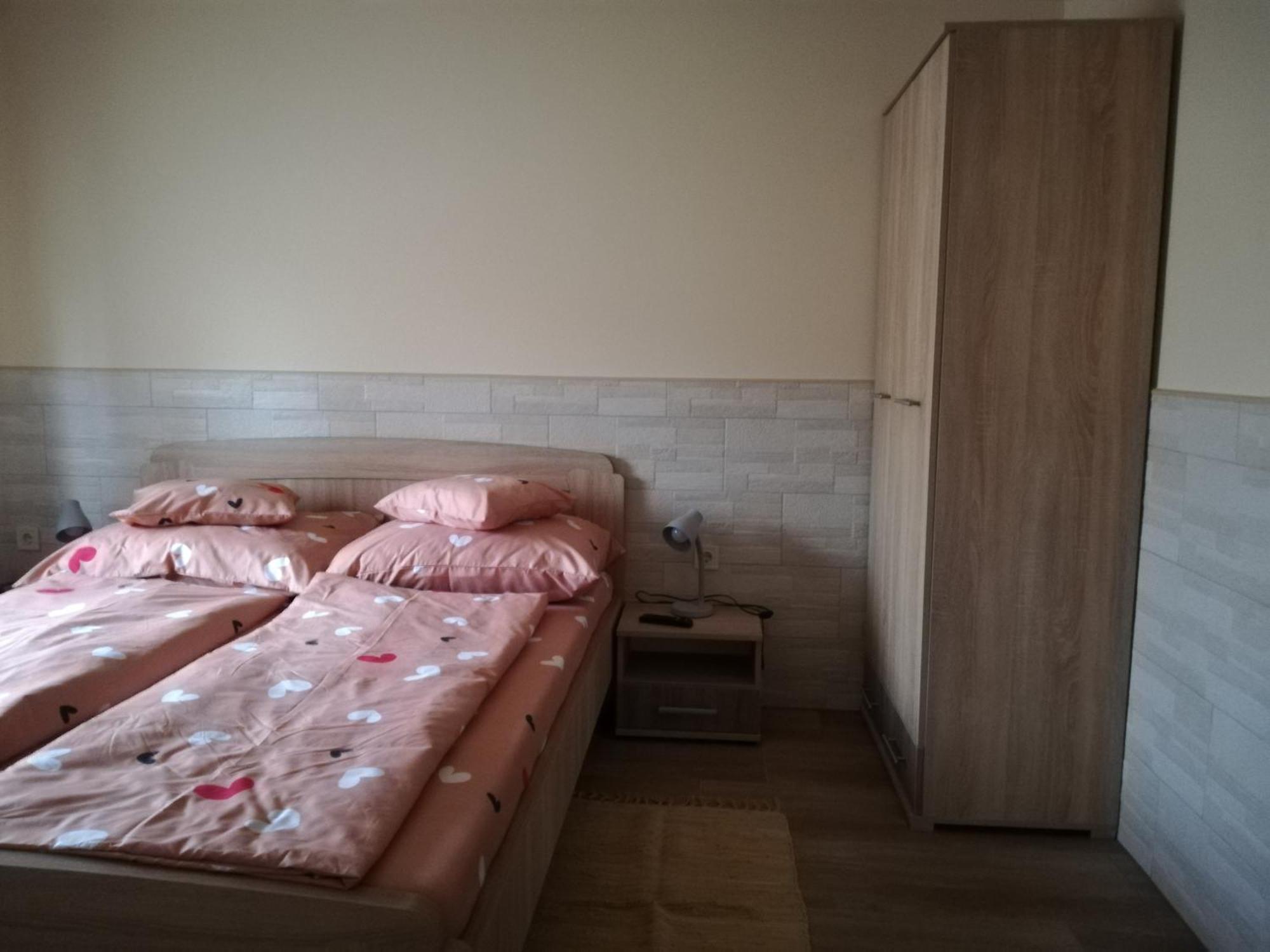 Imola Es Andrea Apartmanhaz 3 Hajdúszoboszló Εξωτερικό φωτογραφία