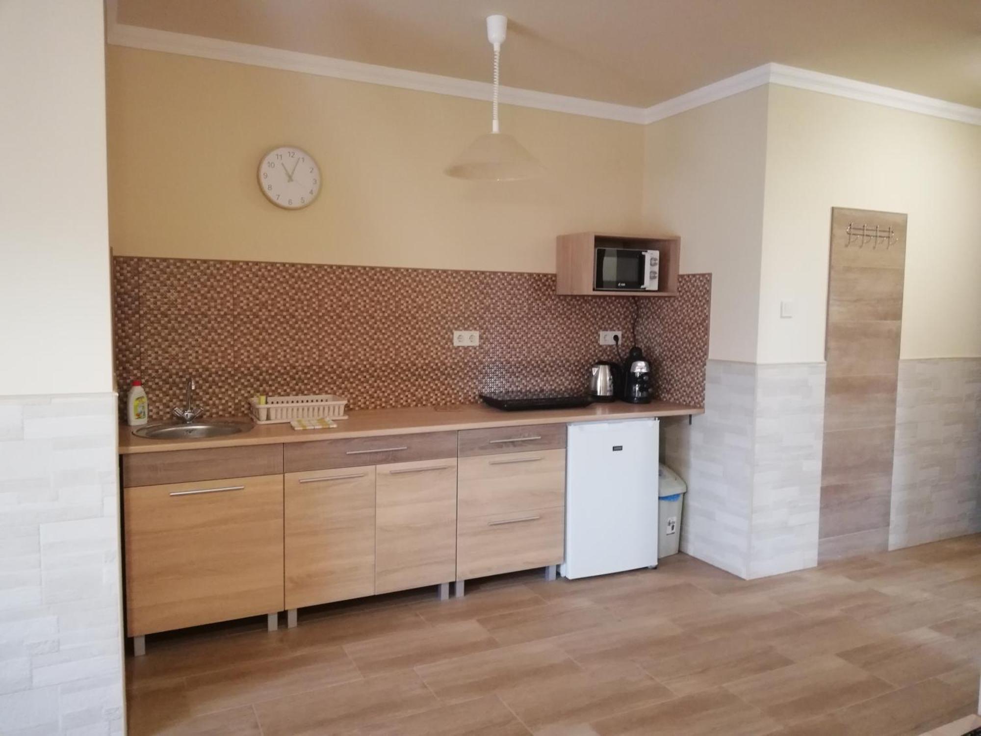 Imola Es Andrea Apartmanhaz 3 Hajdúszoboszló Εξωτερικό φωτογραφία